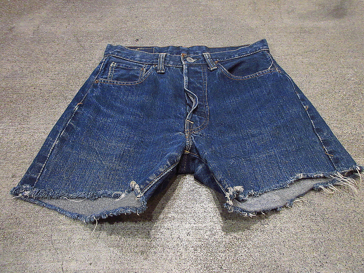 ビンテージ60's○Levi's 501 BIG Eデニムカットオフショーツ実寸W68cm