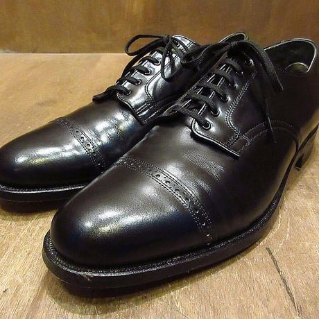 キャップトゥシューズ | STORES