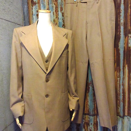 【70s】ビンテージ ファッション・スーツ セットアップ エンジ系 希少！ しょーた｜70s vintageのスーツジャケットを使ったコーディネート - WEAR