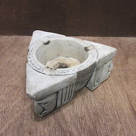 アシュトレイ | STORES