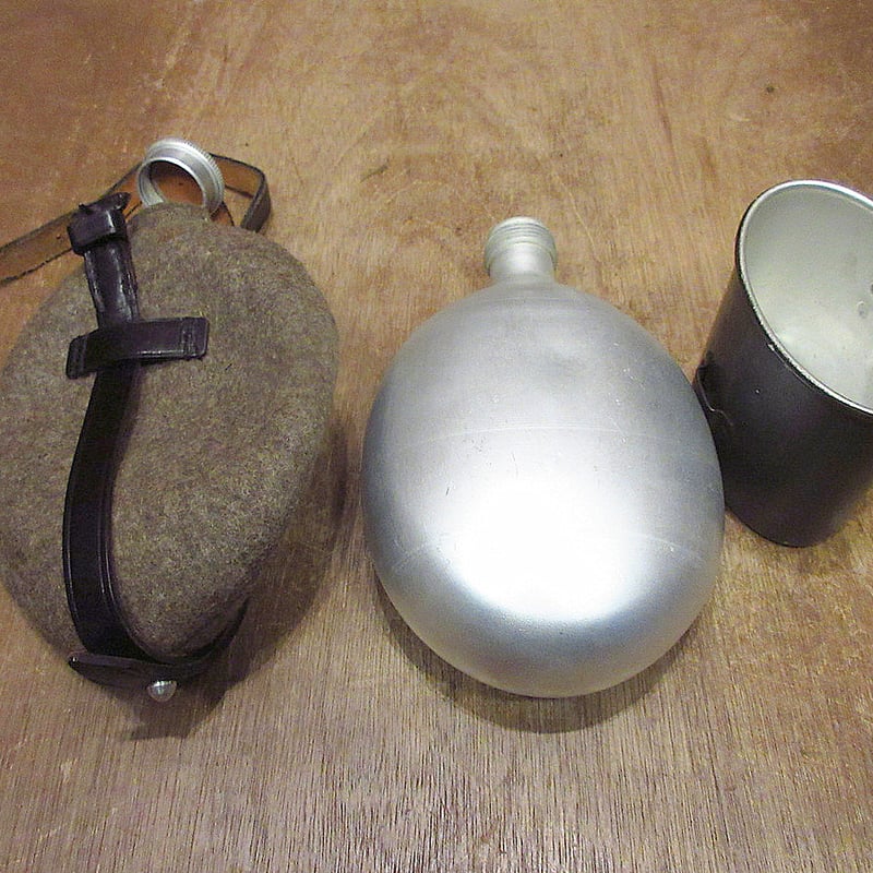 ドイツ軍　キャンティーン MILITARY 実物 USED ドイツ軍アルミキャンティーンセット