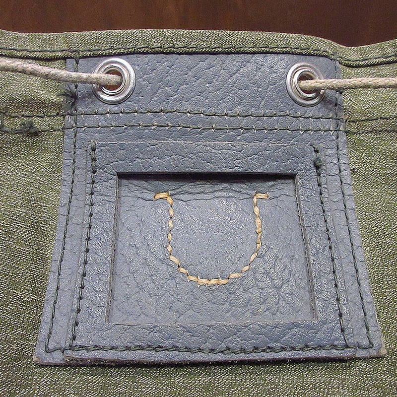 ビンテージ○スイス軍?キャンバスバックパック○240518j5-bag ビンテージ○スイス軍?キャンバスバックパック○240518j5-bag