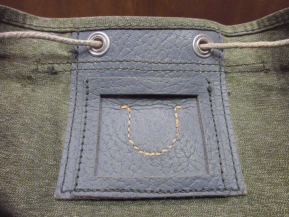 セール❗️沖縄米軍払い下げビンテージミディアムリュックレア品‼️ セール❗️沖縄米軍払い下げビンテージミディアムリュックレア品