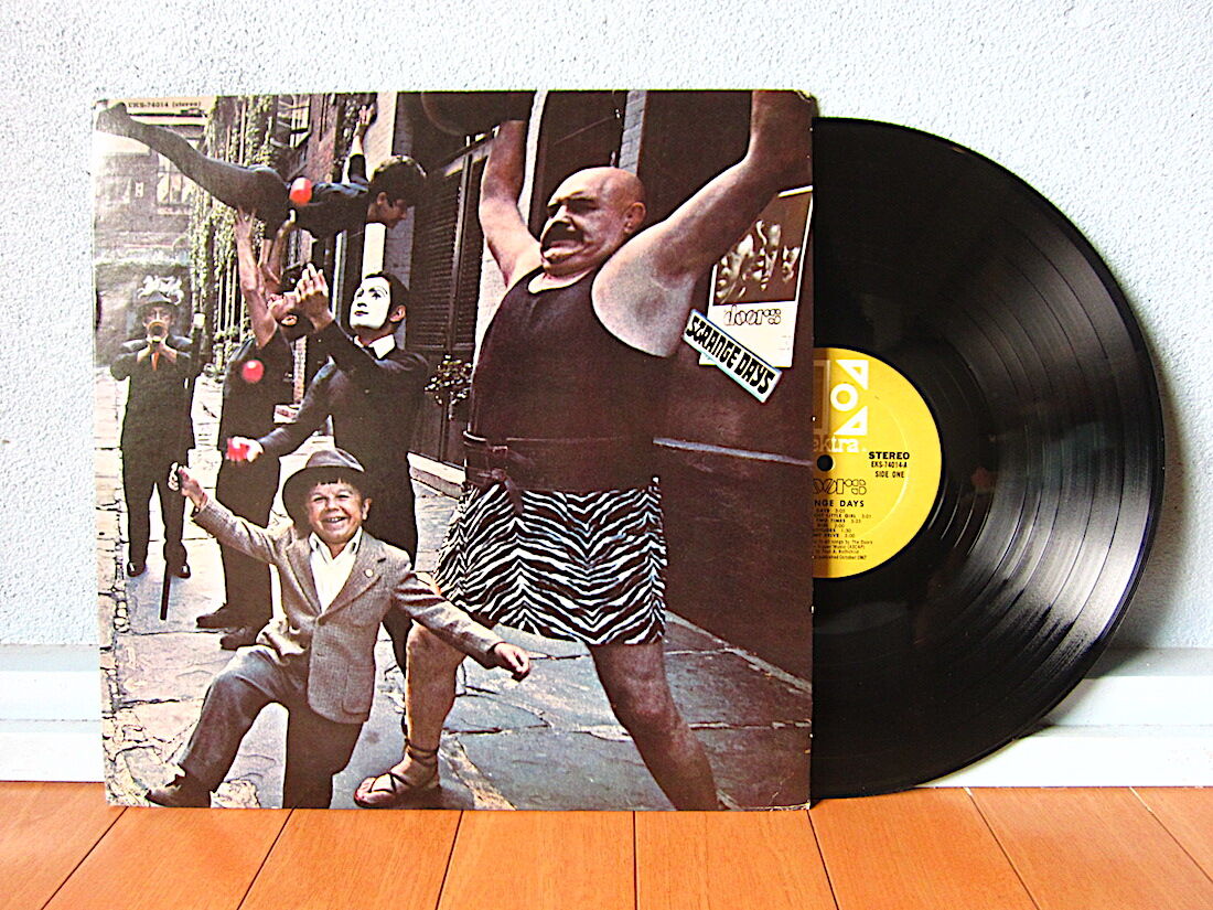 The Doors - Strange Days - EKS74014 – Collectors Crossroads