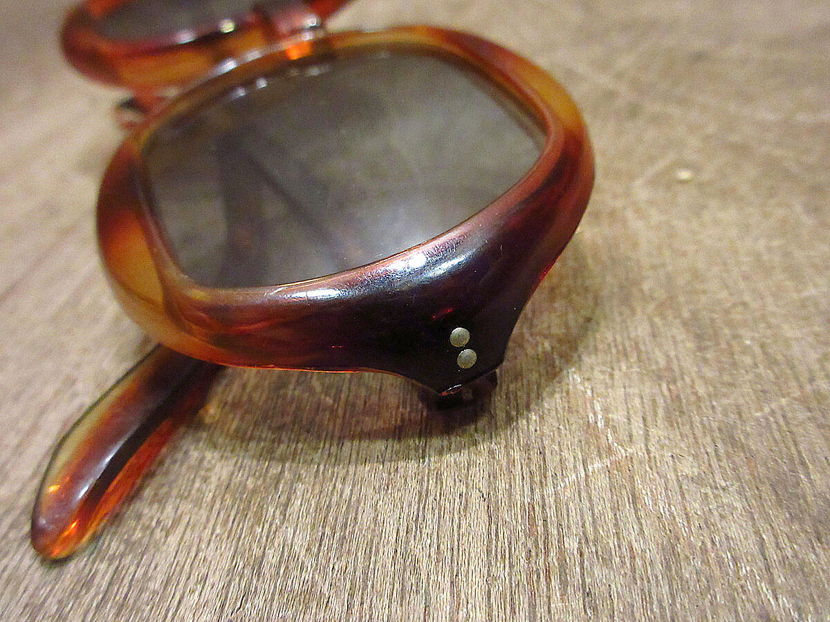 ビンテージ60's○foster grantべっ甲柄オーバルサングラス ビンテージ60's○foster grantべっ甲柄オーバルサングラス