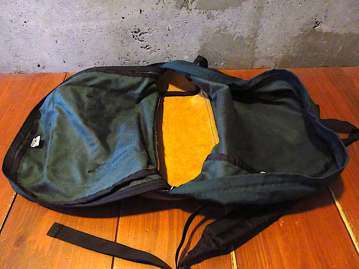 ビンテージ90's○TRAGERナイロンバックパック緑○250706j3-bag-bp