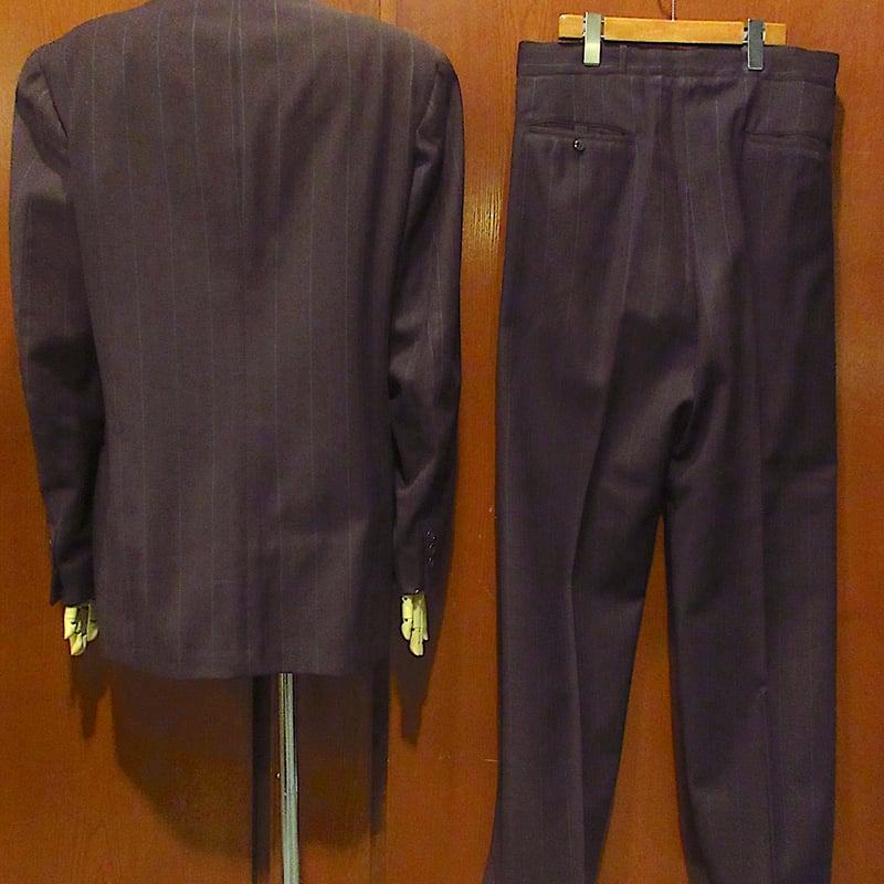 【vintage】セットアップ　スーツ　ダブル　ストライプ　ピンバッチ GUCCI】グッチ Archive 