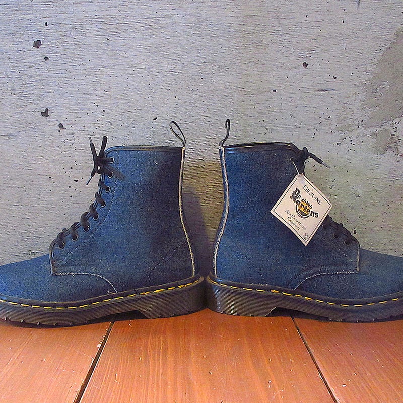 ビンテージ○DEADSTOCK MADE IN ENGLAND Dr.Martens 8ホール