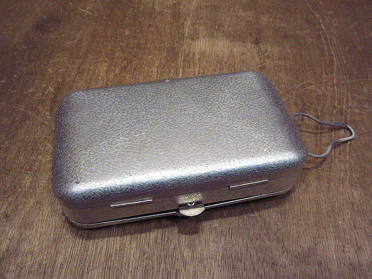 ビンテージ○umco MODEL P-9アルミタックルボックス○230414k6 ビンテージ○umco MODEL P-9アルミタックルボックス○230414k6