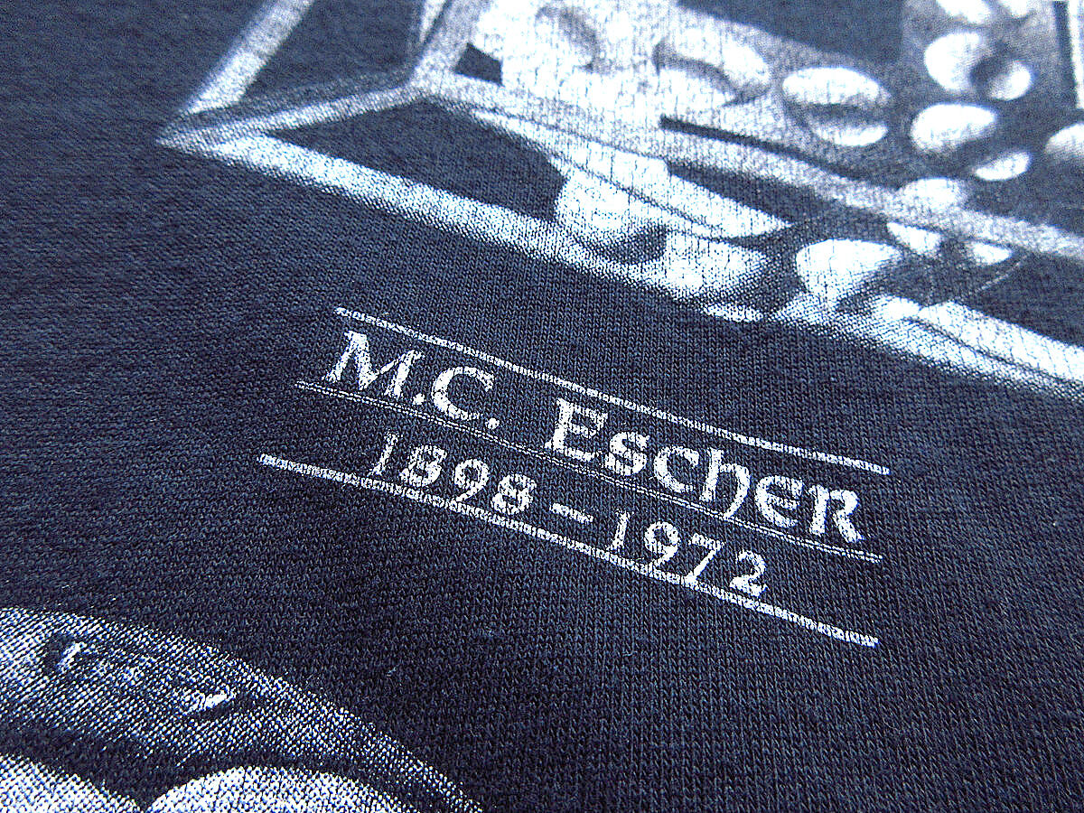 M.C. Escher エッシャー 90s 袖プリ ビンテージ レア ビンテージ90's○M.C.ESCHER両面プリントTシャツ黒size L