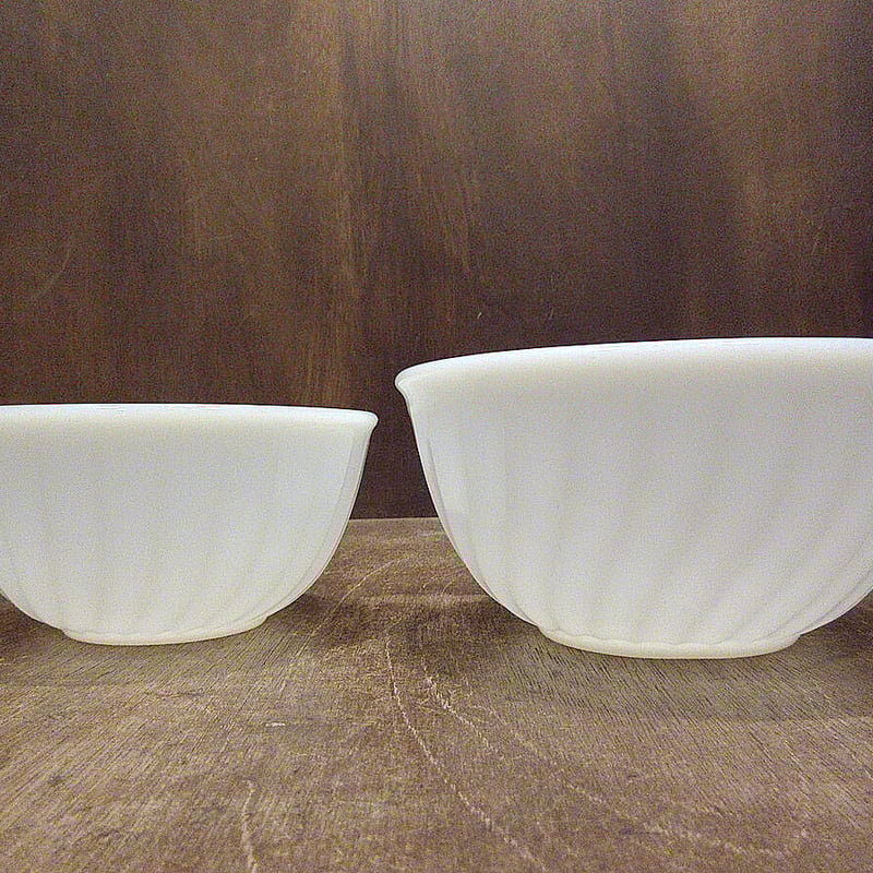 希少‼️ファイヤーキング　スワール　ミキシングボウルセット ファイヤーキングスワールミキシングボウルセットホワイト