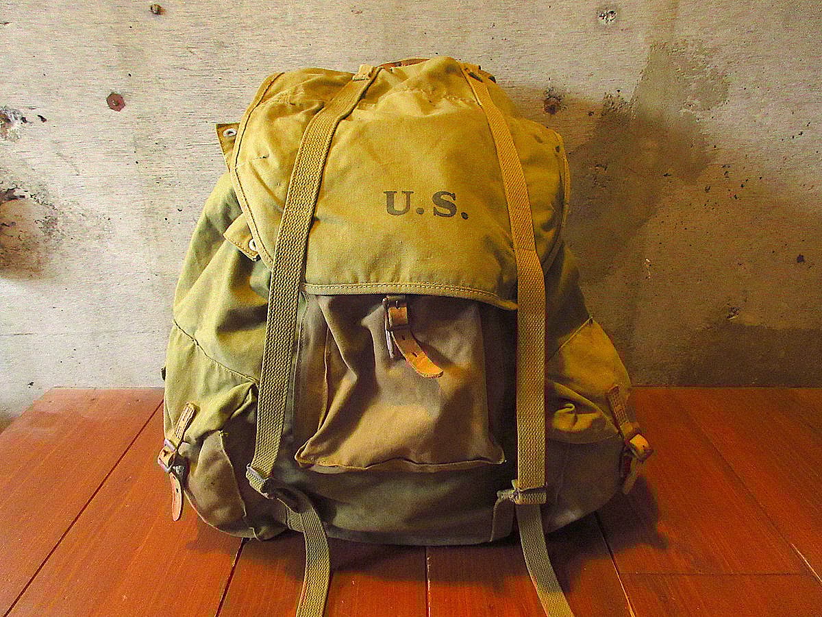 ビンテージ40's○U.S.ARMY山岳部隊ステンシル入りフレームパック ビンテージ40's○U.S.ARMY山岳部隊ステンシル入りフレームパック