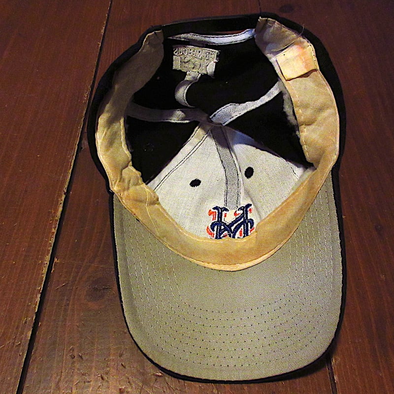 ビンテージ90's○NEW YORK METS刺繍入りスナップバックキャップ黒