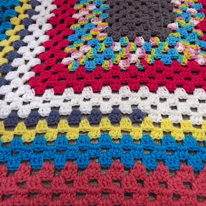 ビンテージ○かぎ針編みブランケットsize約88cm×約90cm○230112c6-blk