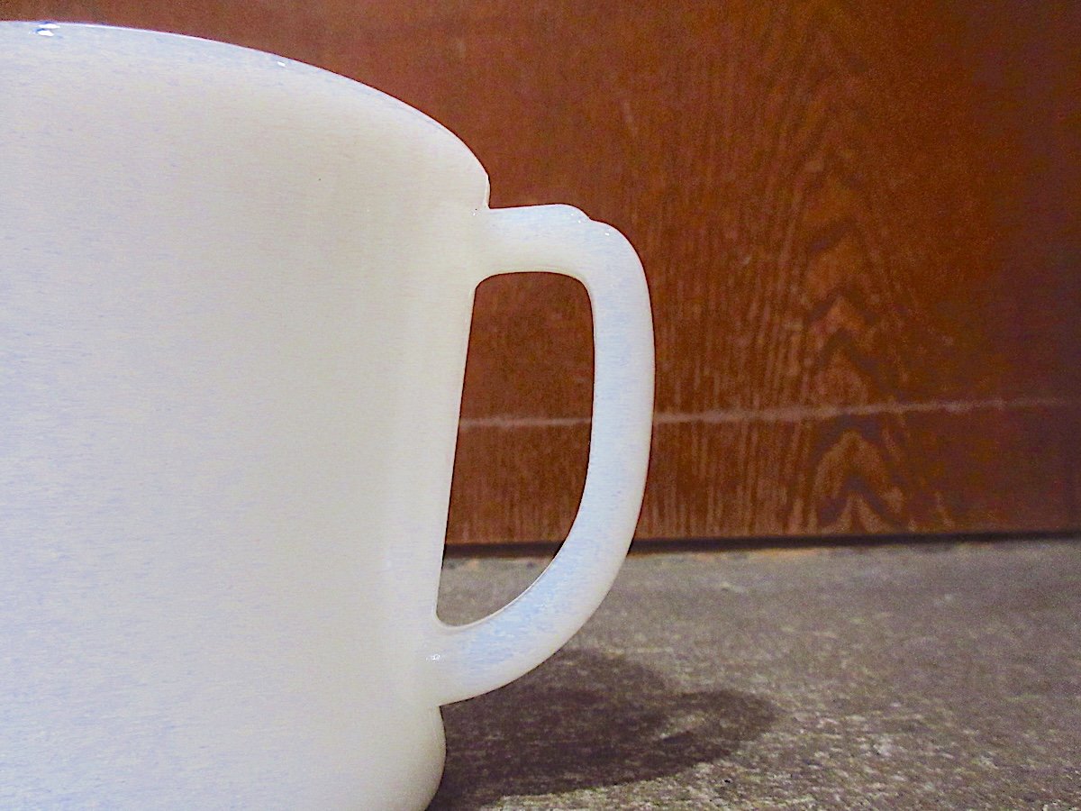 ビンテージ○Fire King Dハンドルマグ白○260306z6-frk