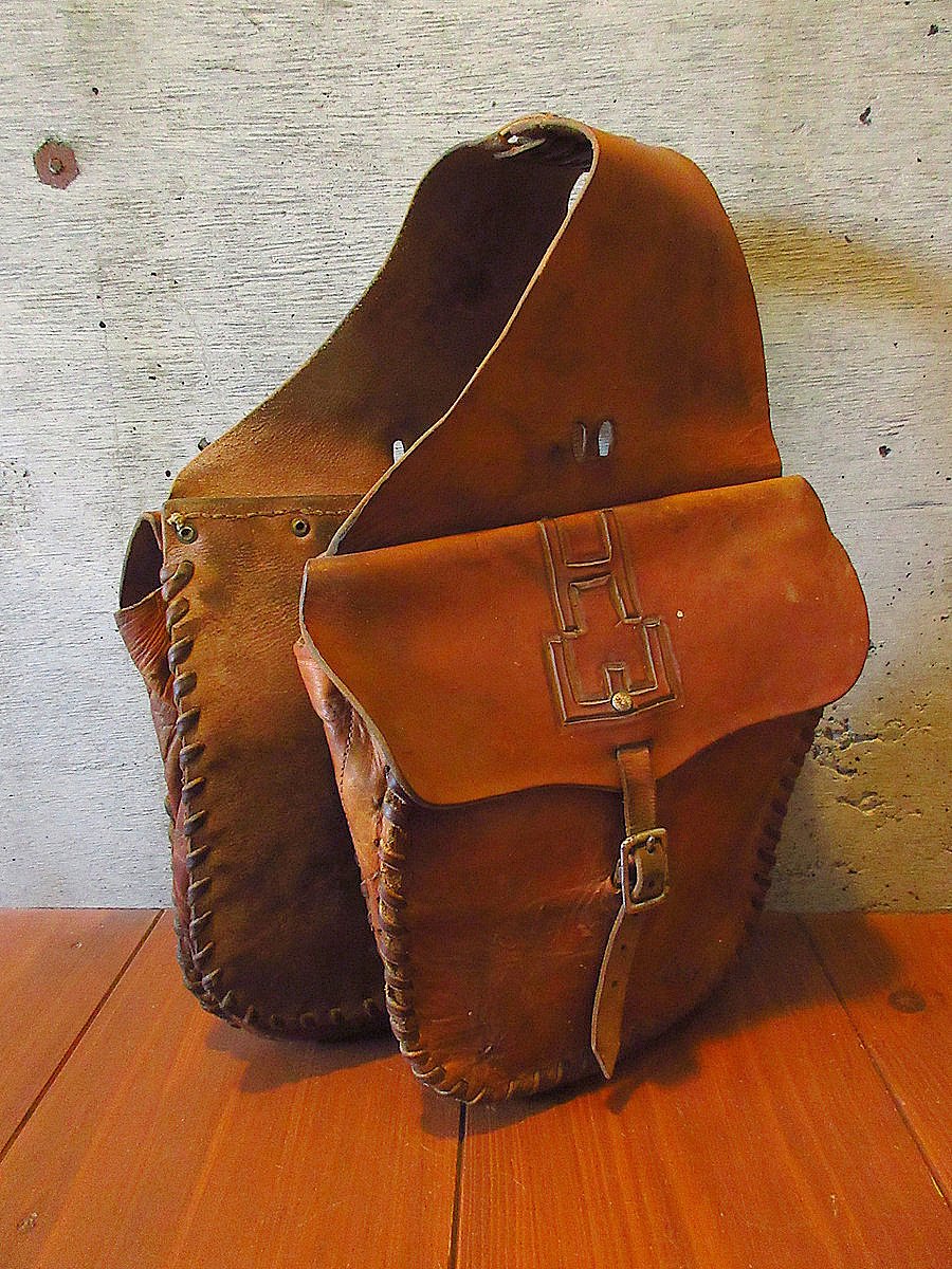 ビンテージ○レザーサドルバッグ茶○240904j8-bag-otサイド ビンテージ○レザーサドルバッグ茶○240904j8-bag-otサイド