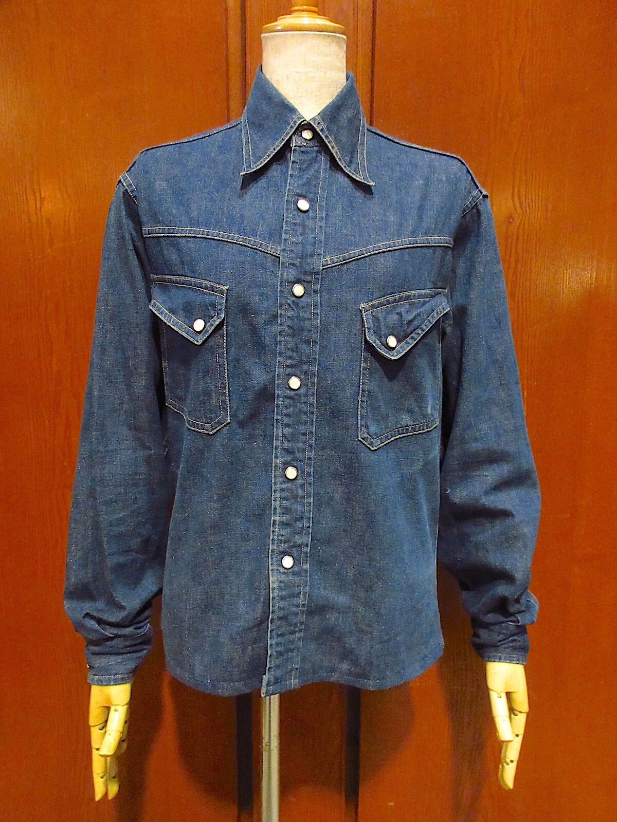 ビンテージ50's○Levi'sショートホーンデニムウエスタンシャツ