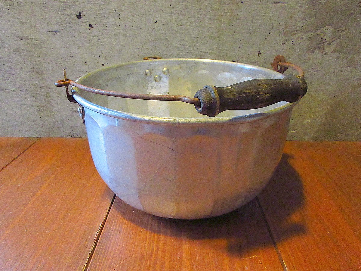 ♪古い真鍮製の鍋　32㌢ ♪古い真鍮製の鍋 32㌢ ♪古い真鍮製の鍋 32㌢ | インテリア/ライフ