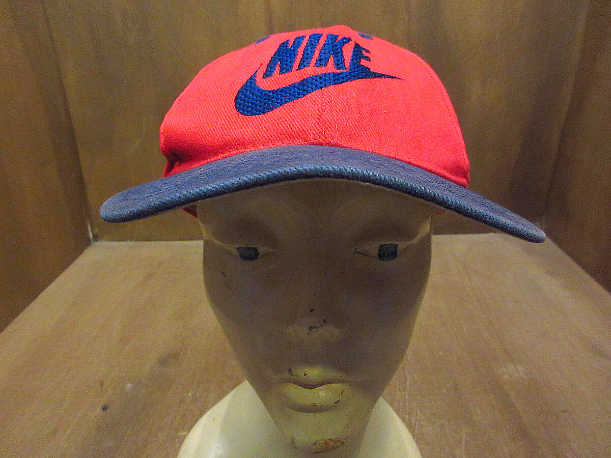 90's nike town スナップバックキャップ　ヴィンテージ 90's nike town スナップバックキャップ ヴィンテージ 90's nike town