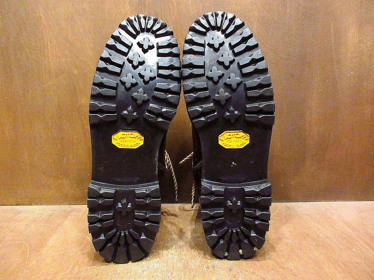 ビンテージ Kamet トレッキングブーツ 良い味 黒 ブラック メンズ レディース 26cmくらい A247 ビンテージ Kamet トレッキングブーツ 良い味 黒 ブラック