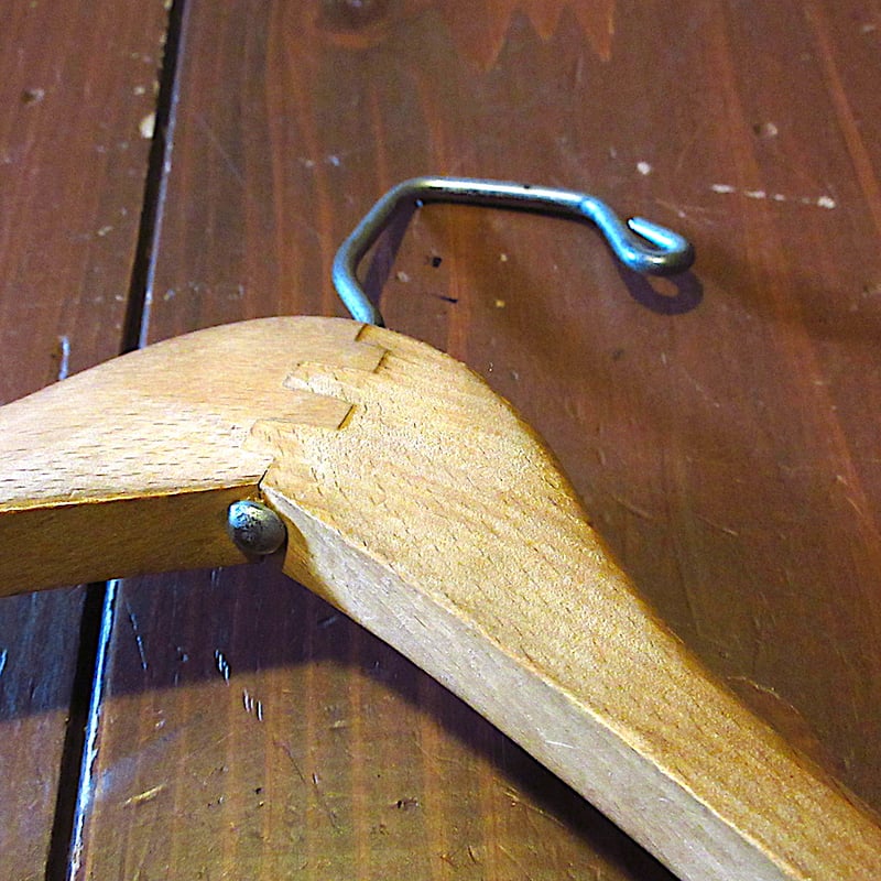 ⭐︎非売品:レア⭐︎NEIGHBORHOODSハンガー　5本セット 木製ハンガー 5本組 モノタロウ ナチュラル色 - 【通販モノタロウ】