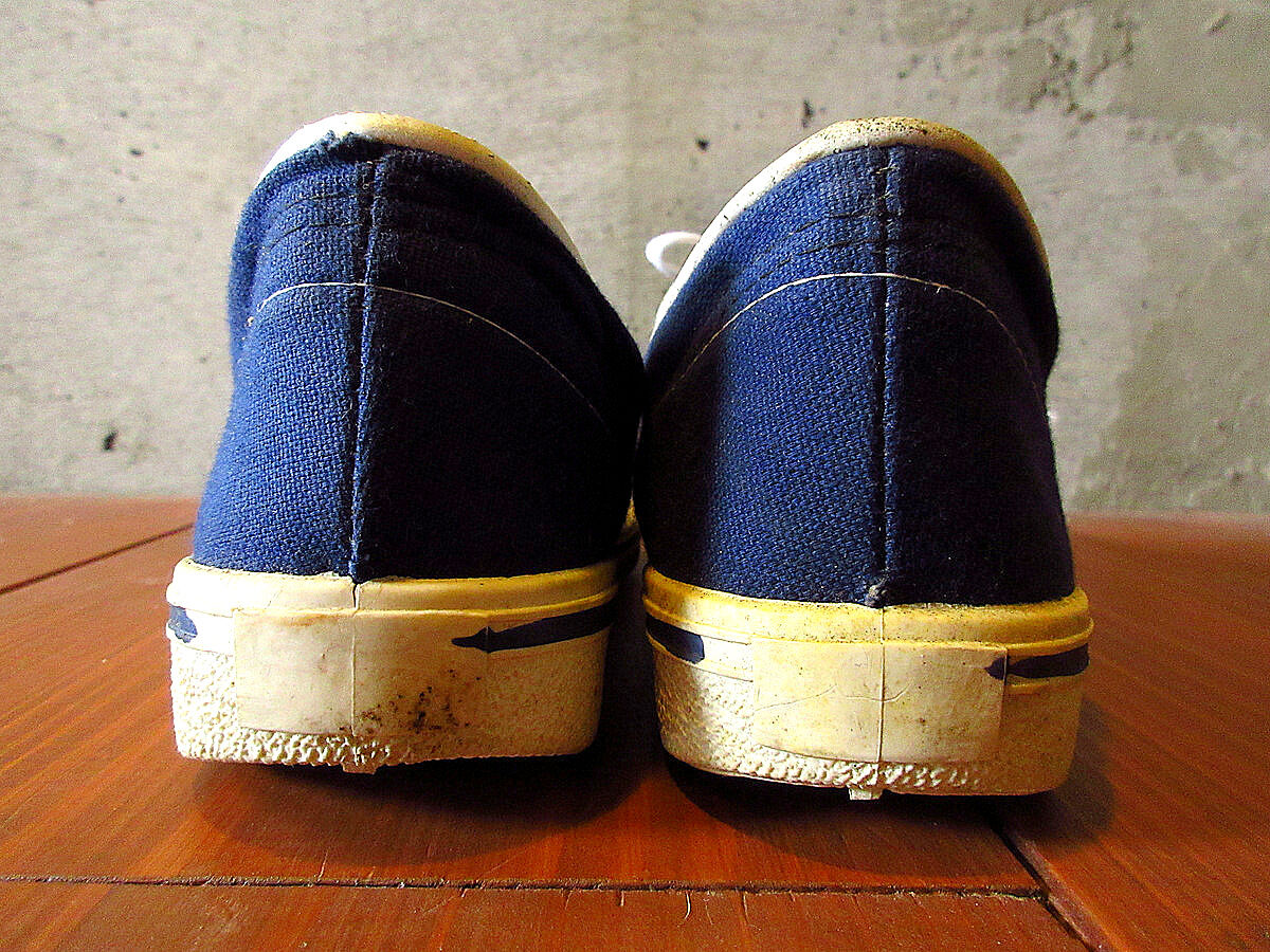 ビンテージ　60s　70s　USA製　シューズ　キャンバス　スニーカー　ライン ビンテージ70's○DEADSTOCKレディース ライン入りキャンバス