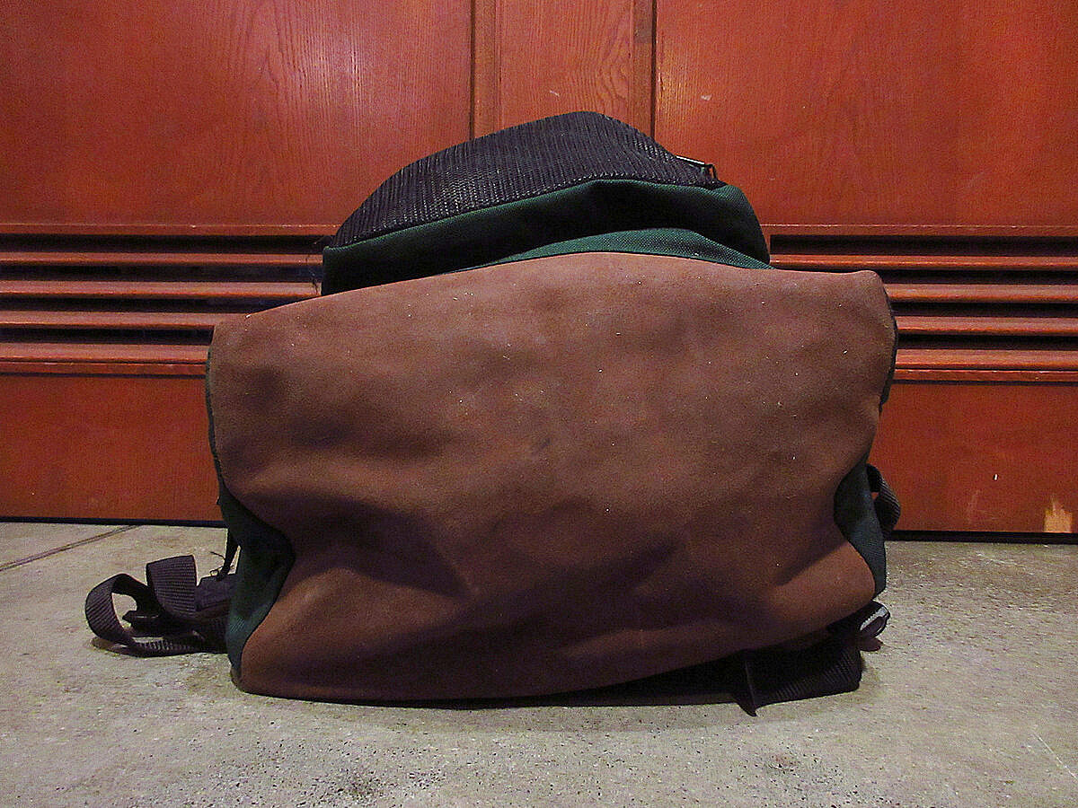 MADE IN U.S.A. EASTPAKボトムレザーバックパック深緑○210717s8-b