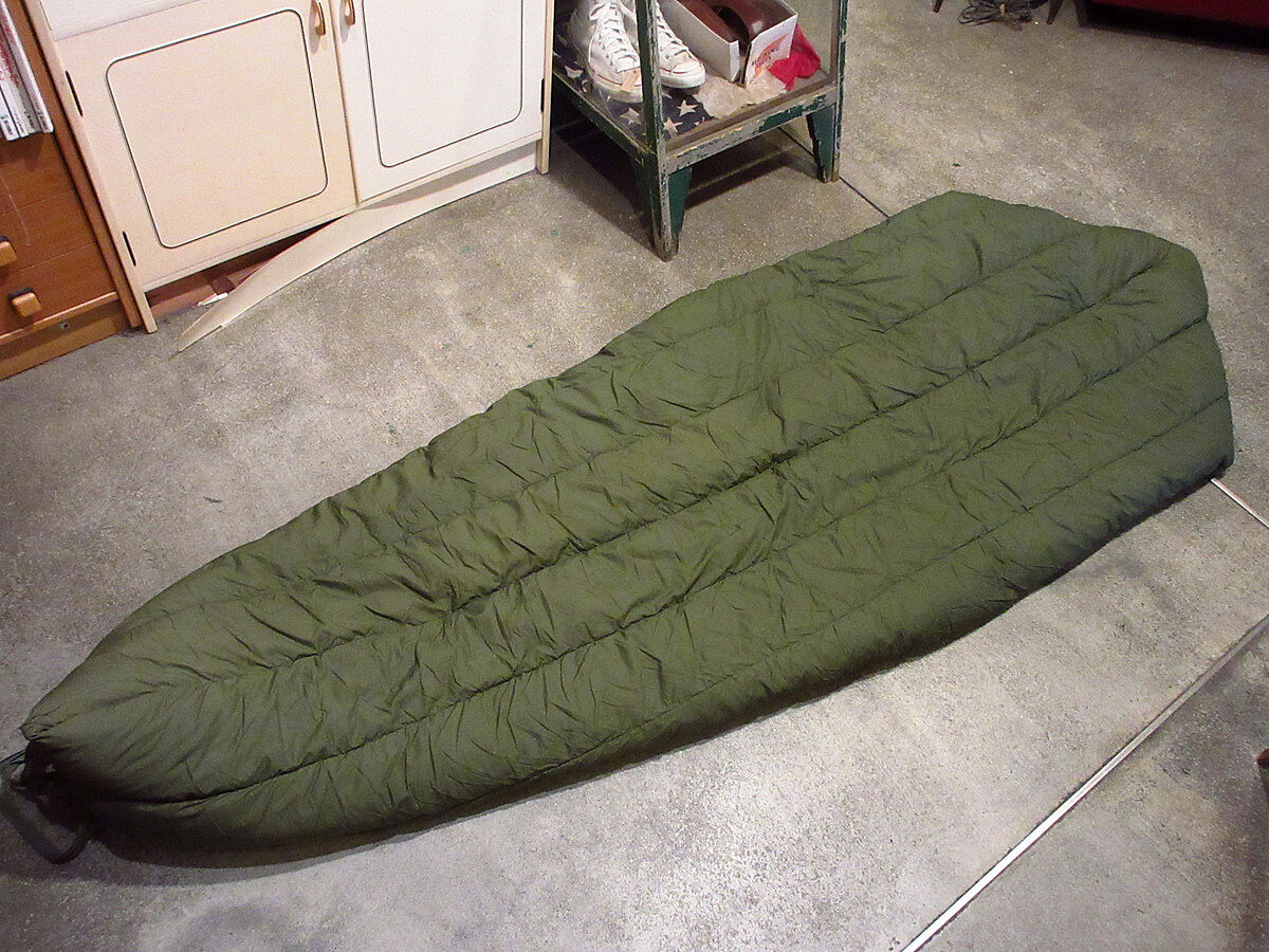 希少品70’sヴィンテージスターウォーズキルティング寝袋✰✰お値引 希少品70'sヴィンテージスターウォーズキルティング寝袋お値引 希少品70's