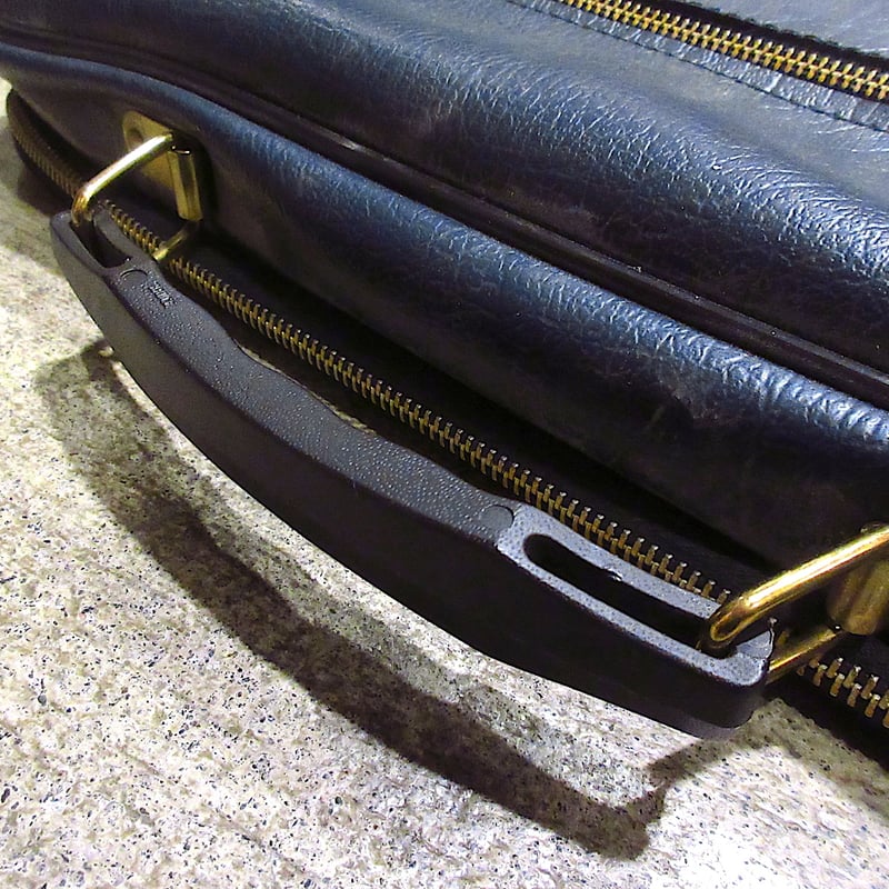 70s〜vintage ブリーフケース　希少廃盤革　ピグスキン仕様　イタリア製 buroni_leather_large_leather_a