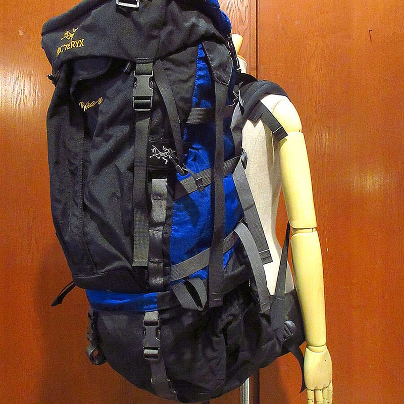 ビンテージ○ARC'TERYX bora 80バックパック黒×紫○230321j4-bag ビンテージ○ARC'TERYX bora 80バックパック黒×紫○230321j4-bag