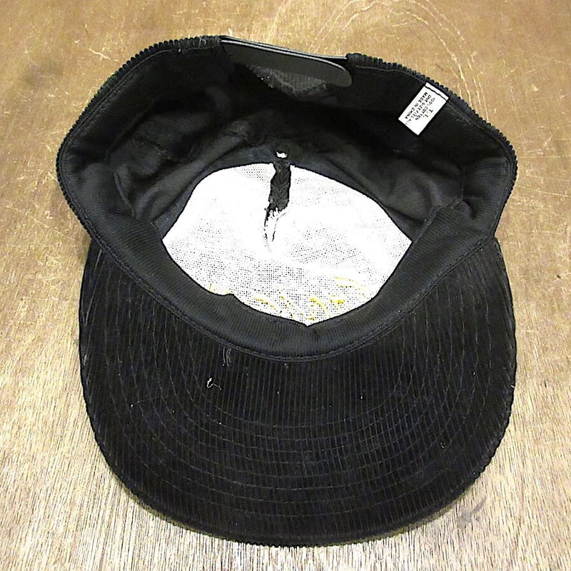 80's 90's ロードランナー コーデュロイキャップ ビンテージ80's～90's○Trojansスナップバックコーデュロイキャップ黒