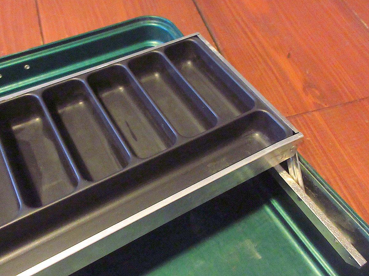 ビンテージ○UMCO 131 USタックルボックス緑○250516j5-bxs