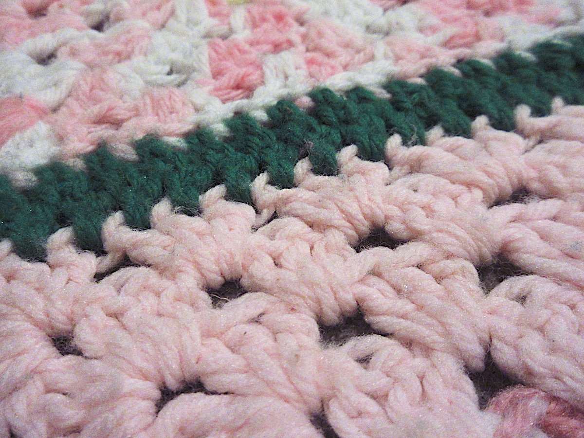 ビンテージ○かぎ針編みブランケットsize 約136cm × 約110cm○250526m2-