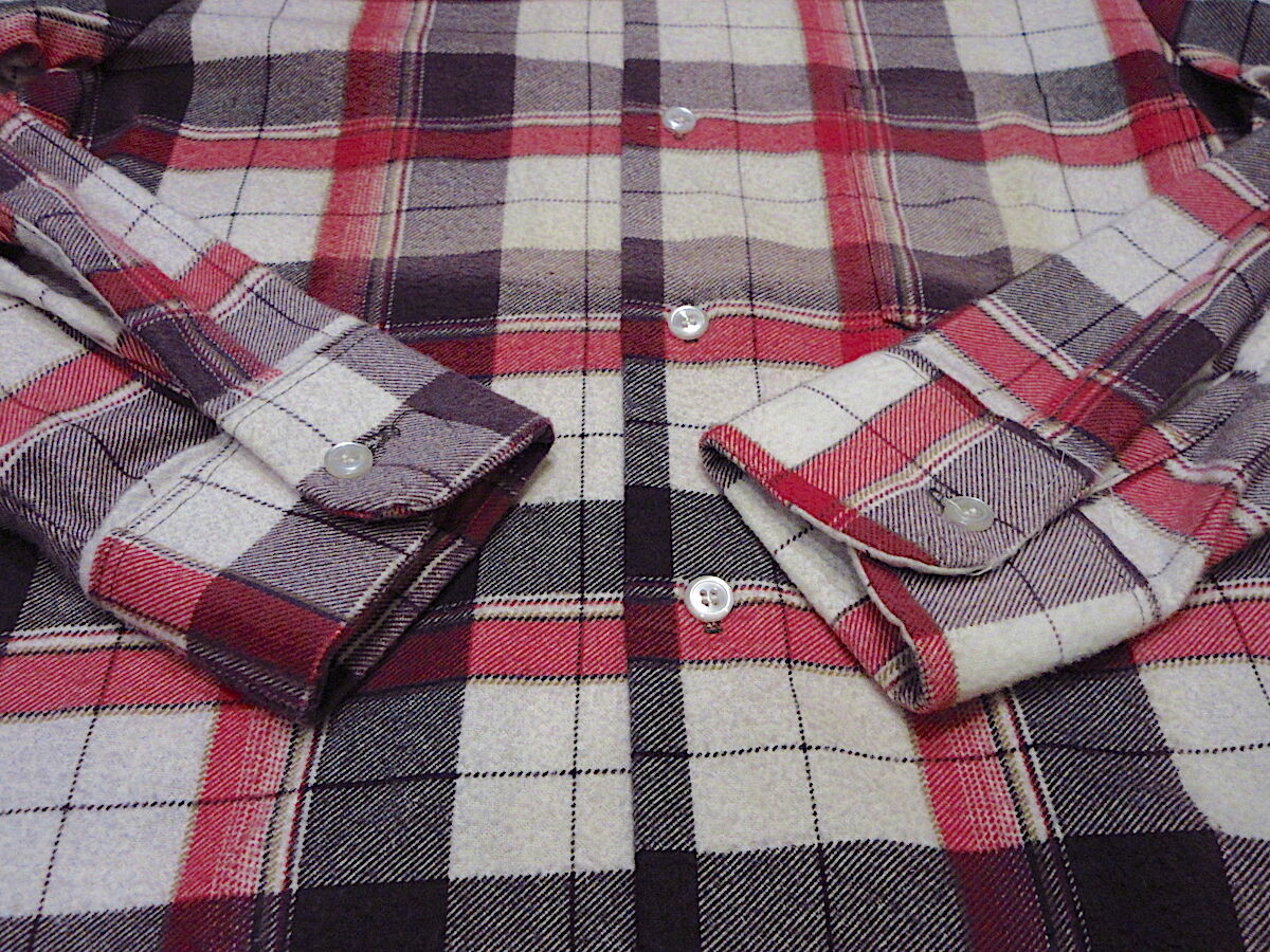 70'sビンテージ古着！アメリカ製 golden key チェック柄 ネルシャツ fit=scale-down,w=1200