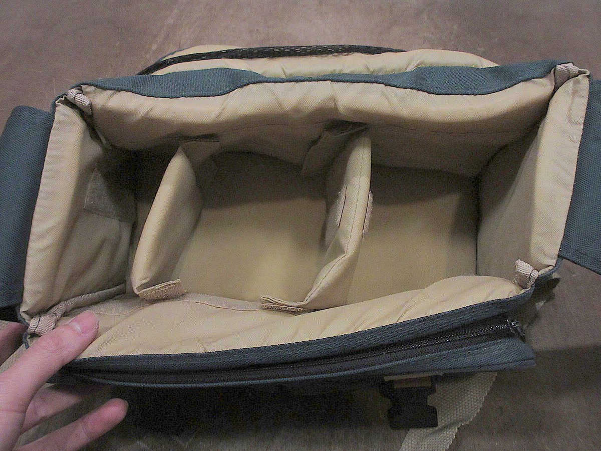 ビンテージ○Canonショルダーカメラバッグ○250510j8-bag-otカメラ古着