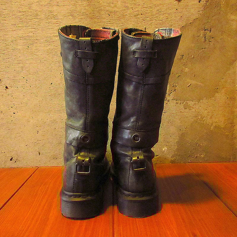 A17893 ドクターマーチン 12ホールブーツ チェック裏地 レザー UK6 A17893 ドクターマーチン 12ホールブーツ チェック裏地 レザー UK6