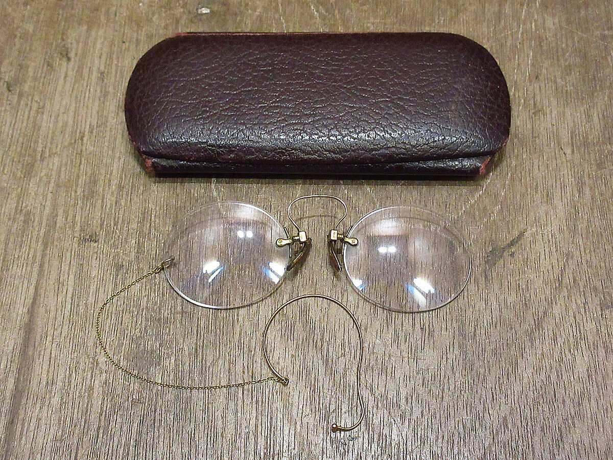 アンティーク　フィンチメガネ　鼻眼鏡　ケース付き ビンテージ~40's○ケース付きCブリッジ型フィンチ眼鏡○230515i6