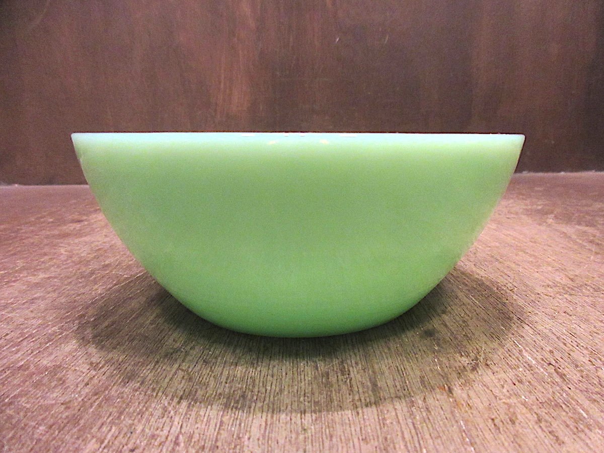 ビンテージ○ジェダイミルクガラスボウルB○260222n7-tbwr無地食器皿