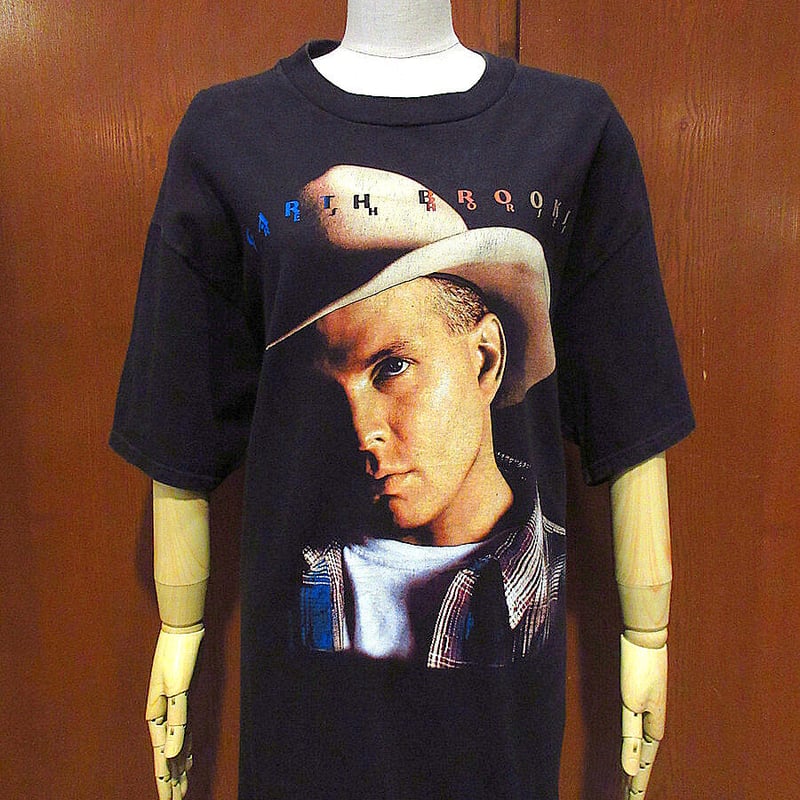 Garth Brooks　The90s USA製 ヴィンテージ 90s Garth Brooks AOP T-shirt – Sound and Vision Tees