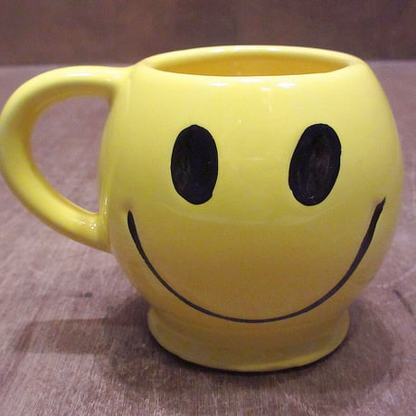 スマイリー    McCOY製  マグカップ   ＆   小物入れ f20069afe25b799e2afe759f41a61b
