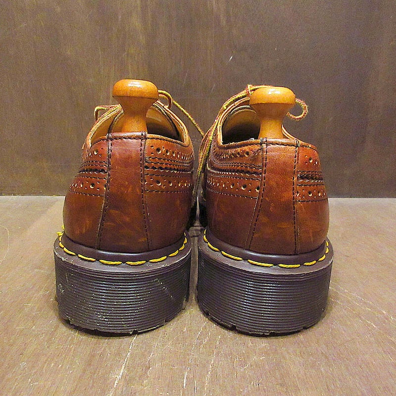 MADE IN ENGLAND Dr.Martens 3989ウイングチップ5ホールシューズ MADE IN ENGLAND Dr.Martens 3989ウイングチップ5ホールシューズ