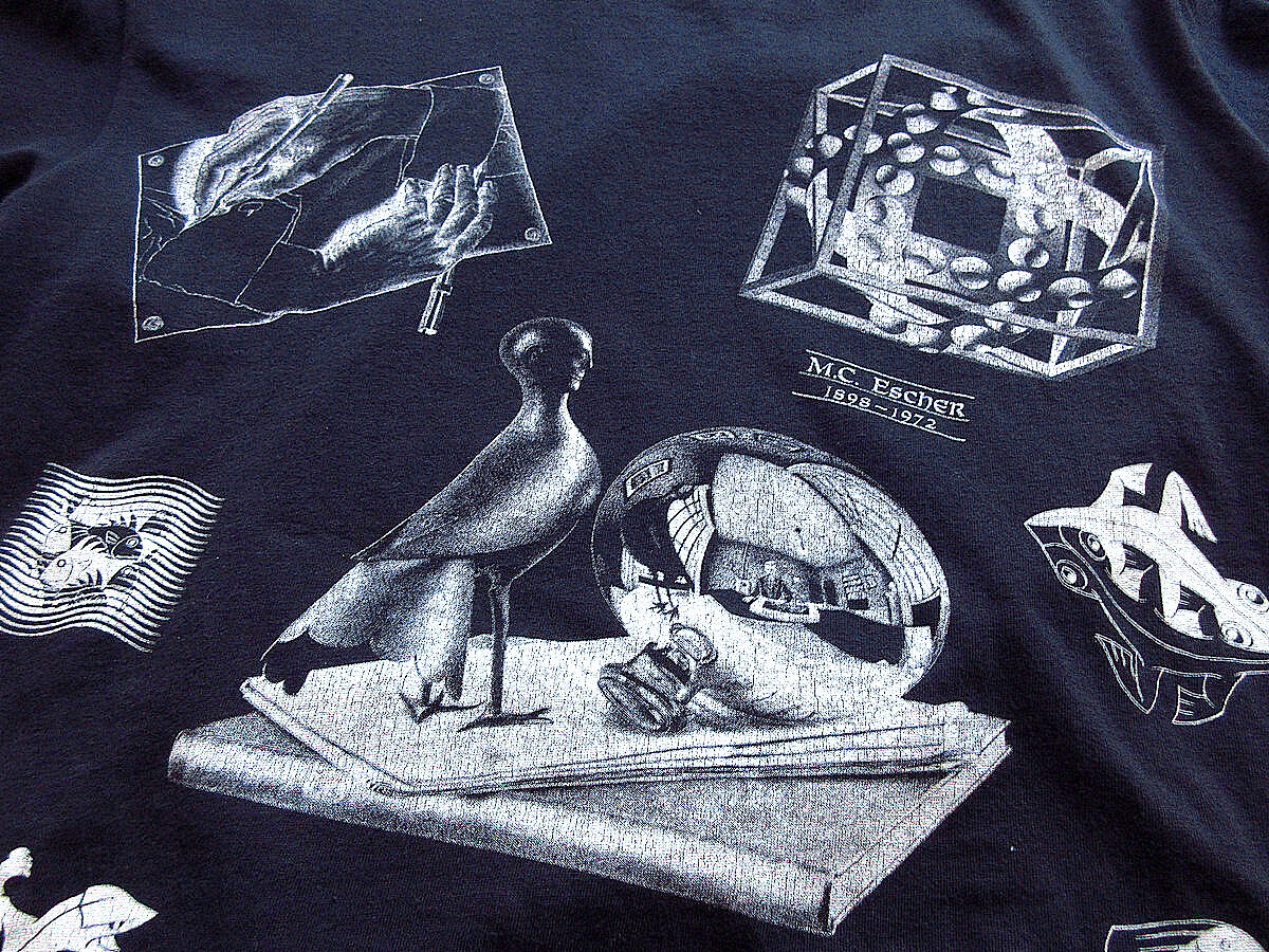ビンテージ90's○M.C.ESCHER両面プリントTシャツ黒size L ビンテージ90's○M.C.ESCHER両面プリントTシャツ黒size L