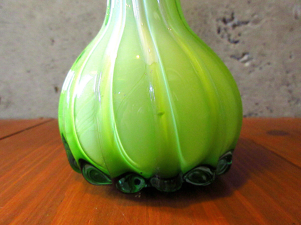 ビンテージ○ガラスフラワーベース黄緑○230703k6-otclctインテリア