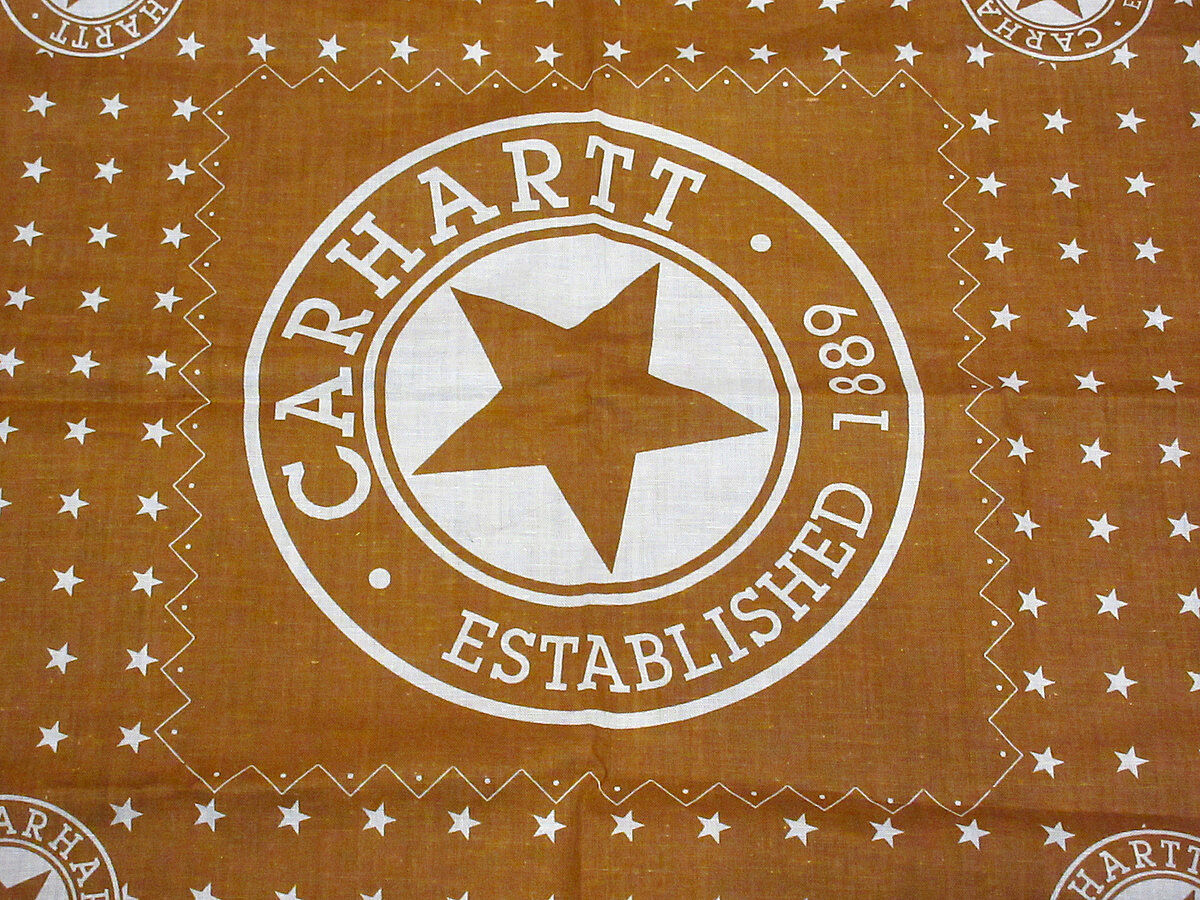 超希少カラー　Carhartt バンダナ柄 ベスト 超希少カラー Carhartt バンダナ柄 ベスト