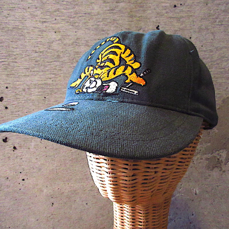 ビンテージ90's○Disneyティガー刺繍入りキャップ深緑○250727j2-m-cp