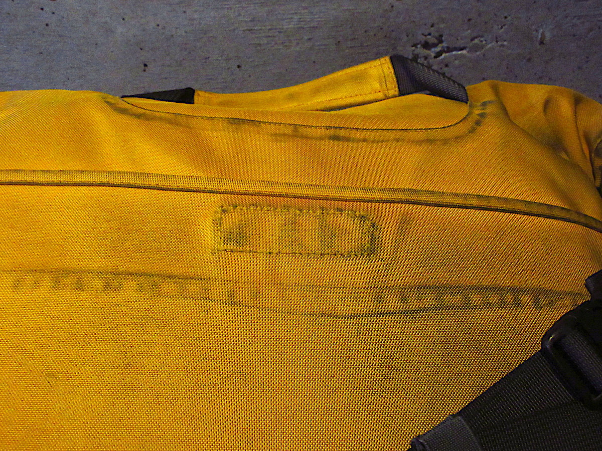 patagonia○ハーフマスメッセンジャーバッグ黄色○260214j7-bag-shd