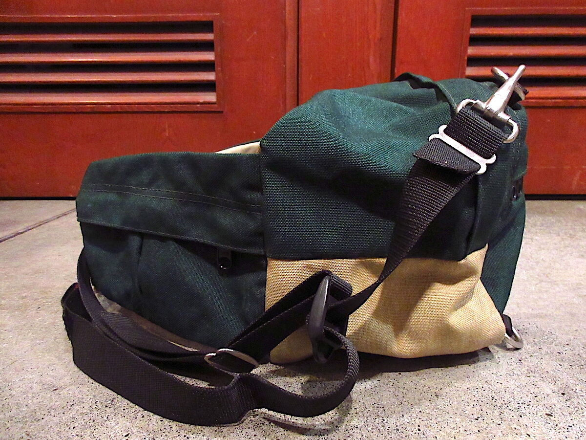 希少　LL Bean エルエルビーン ガーメントバッグ 緑 ヴィンテージ　90s 希少 LL Bean エルエルビーン ガーメントバッグ 緑 ヴィンテージ