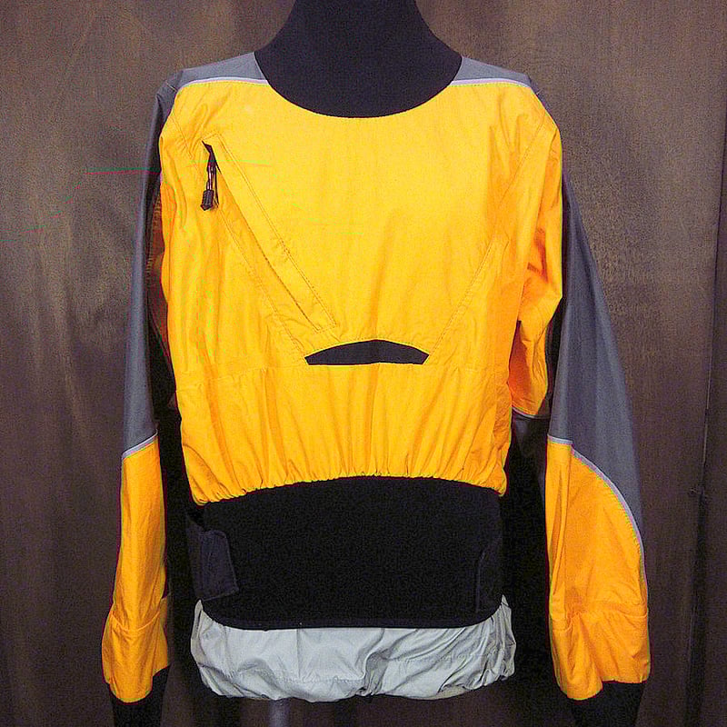 カナデ、ヤコナイロンレトロ fit=scale-down,w=1200