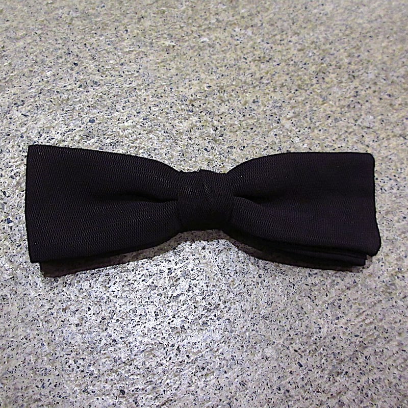 acca 黒金 クリップ式ヘアアクセサリー ヘアアクセサリーブランド