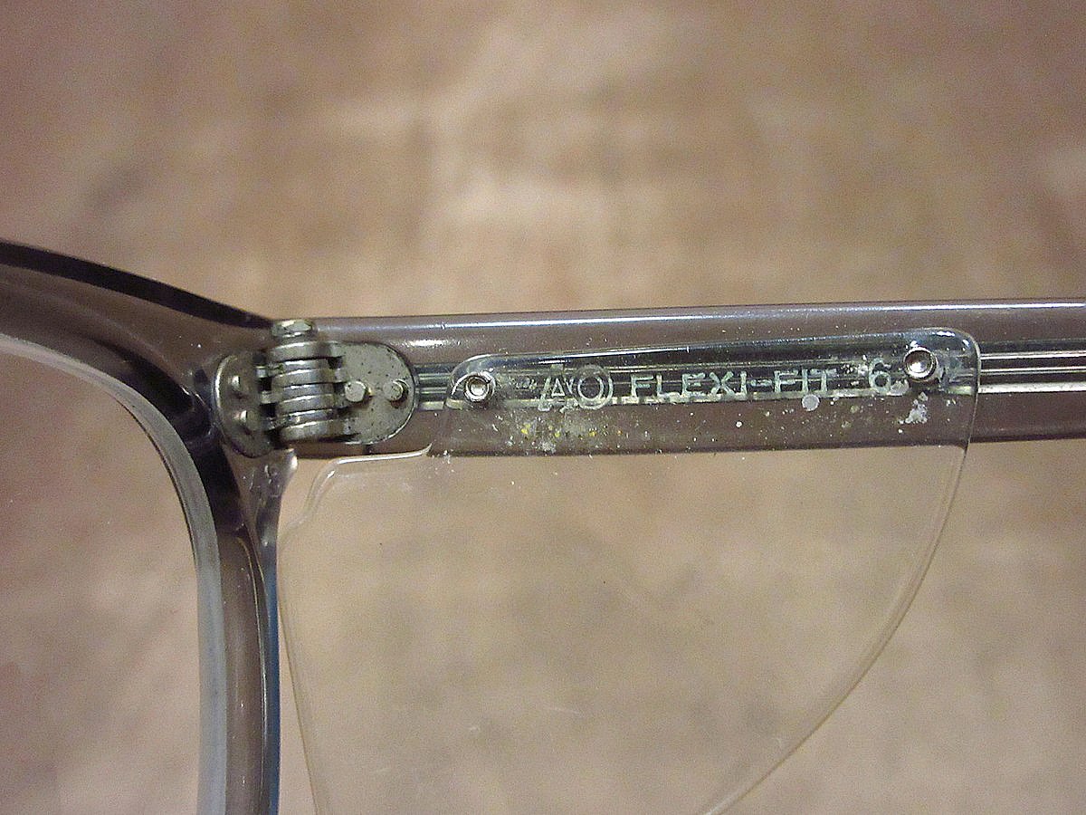 ビンテージ60's○American Optical FLEXI-FITサイドガード付きウェリ